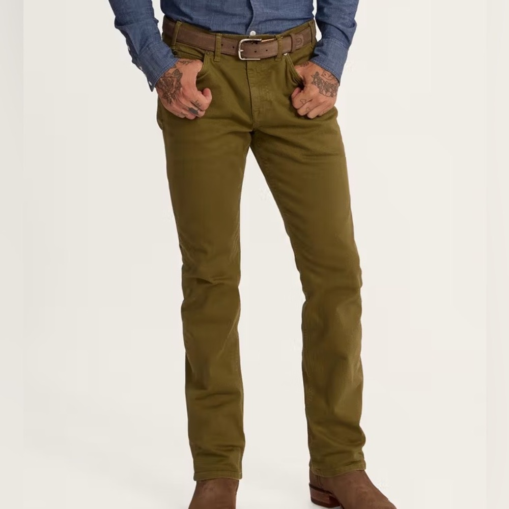 NWOT 5 Pocket straight jeans